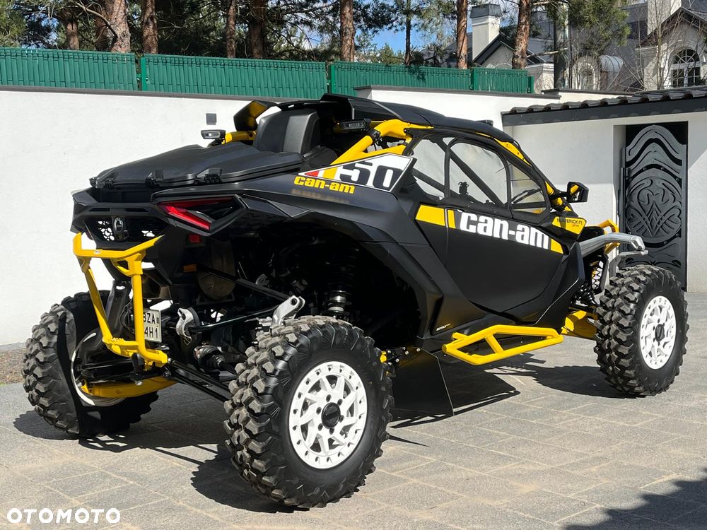 Can-Am Maverick - 7