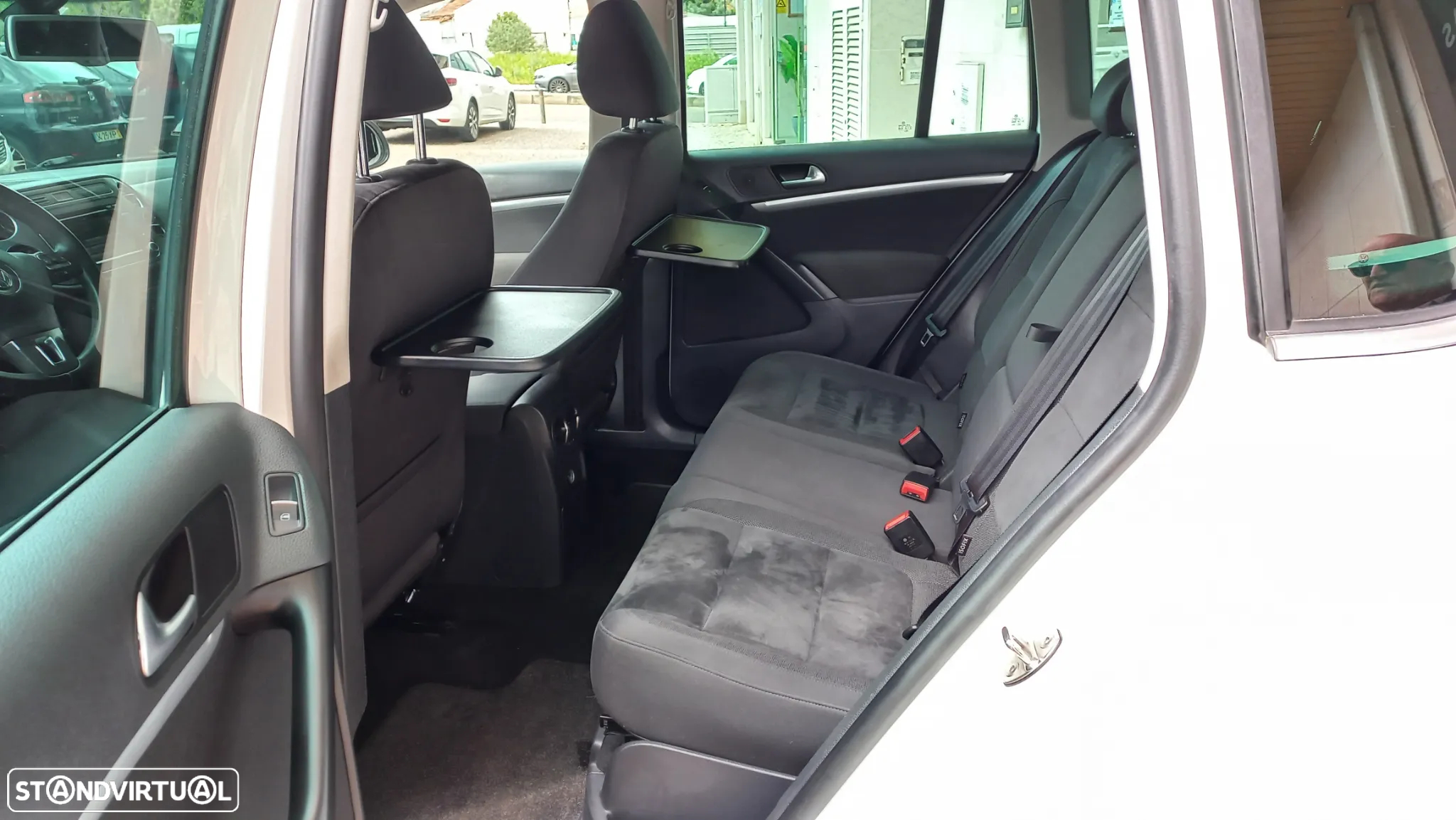 VW Tiguan 2.0 TDi Sport BlueMotion - 6