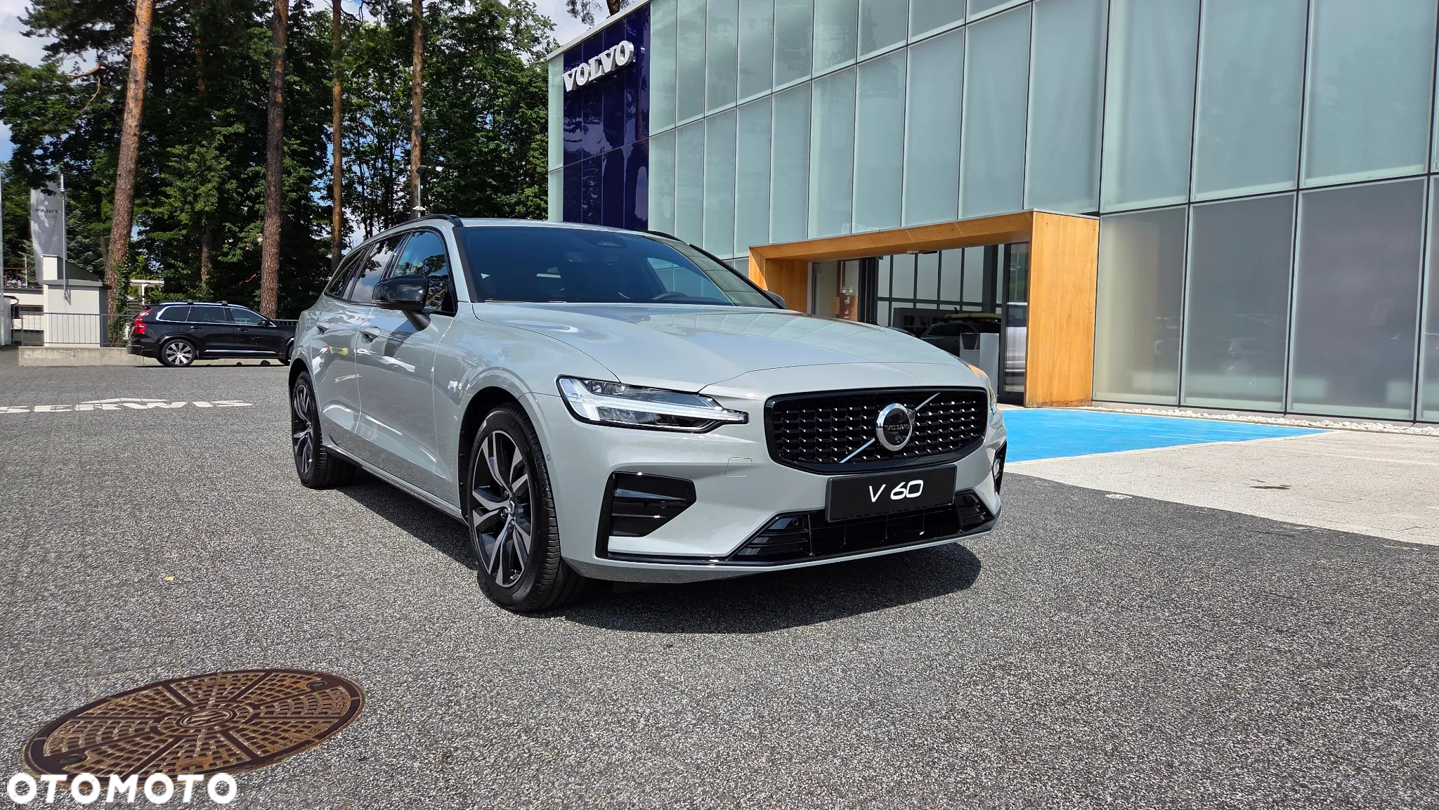 Volvo V60 B4 B Plus Dark - 2