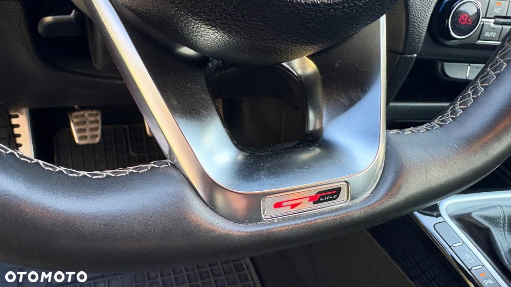Kia ProCeed - 31
