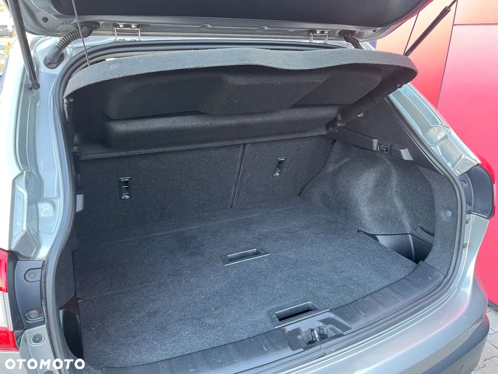 Nissan Qashqai 1.2 DIG-T TEKNA+ - 12