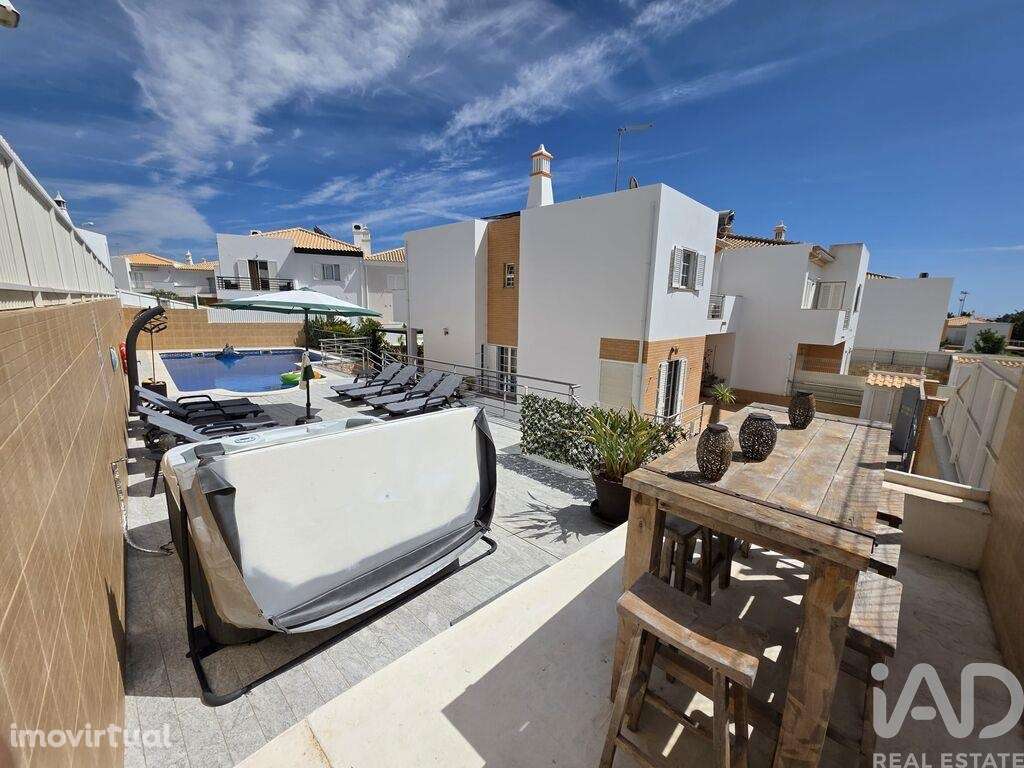 Casa / Villa T3 em Albufeira e Olhos de Água de 244,00 m2 - Grande imagem: 5/28