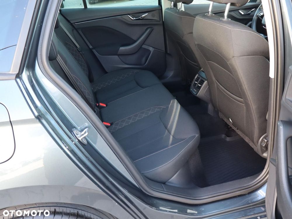 Skoda Kamiq 1.0 TSI Ambition - 8