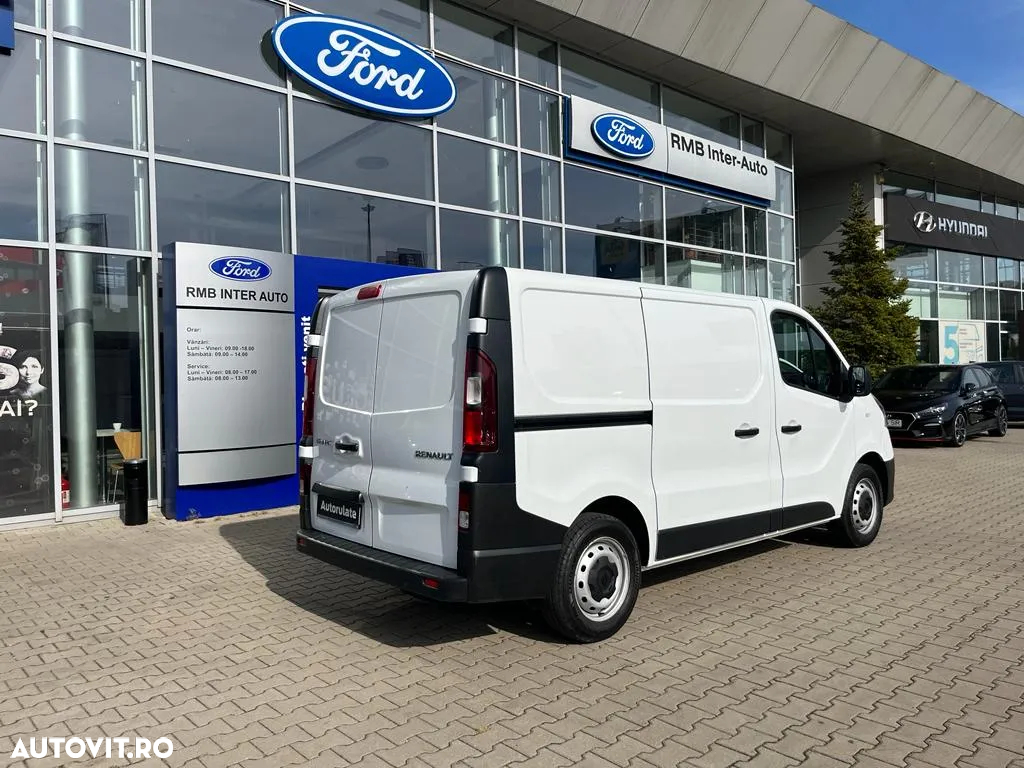 Renault TRAFIC - 6