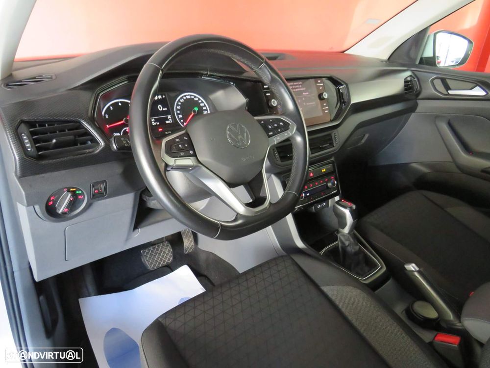 VW T-Cross 1.0 TSI Life DSG - 21