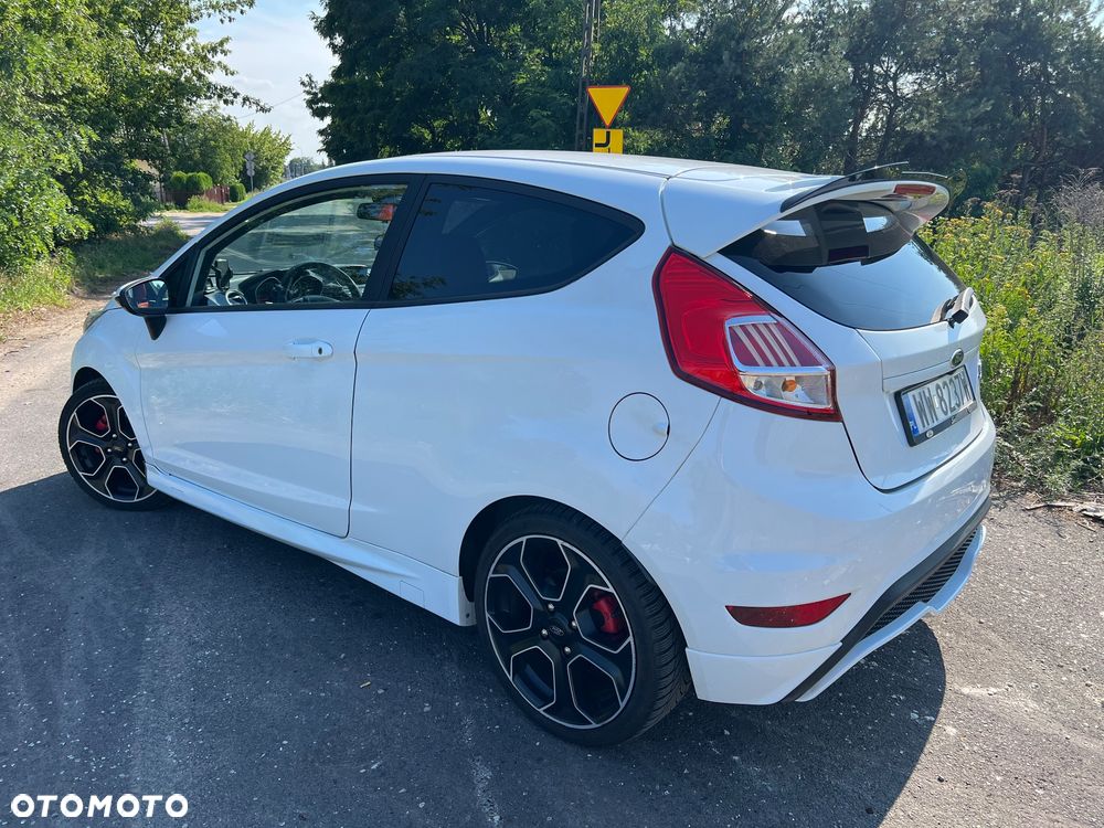 Ford Fiesta ST2 EU6 - 5