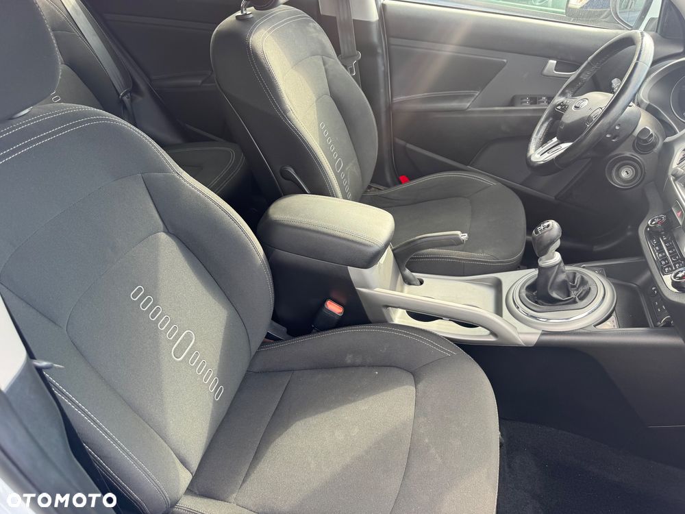 Kia Sportage 1.6 GDI Business Line L 2WD - 12