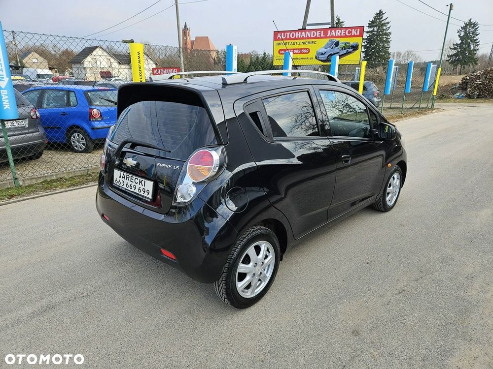 Chevrolet Spark - 4