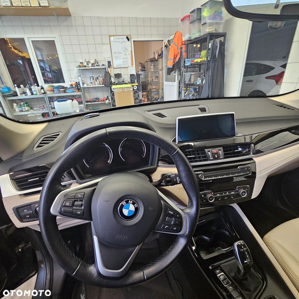 BMW X1 xDrive18d xLine - 7