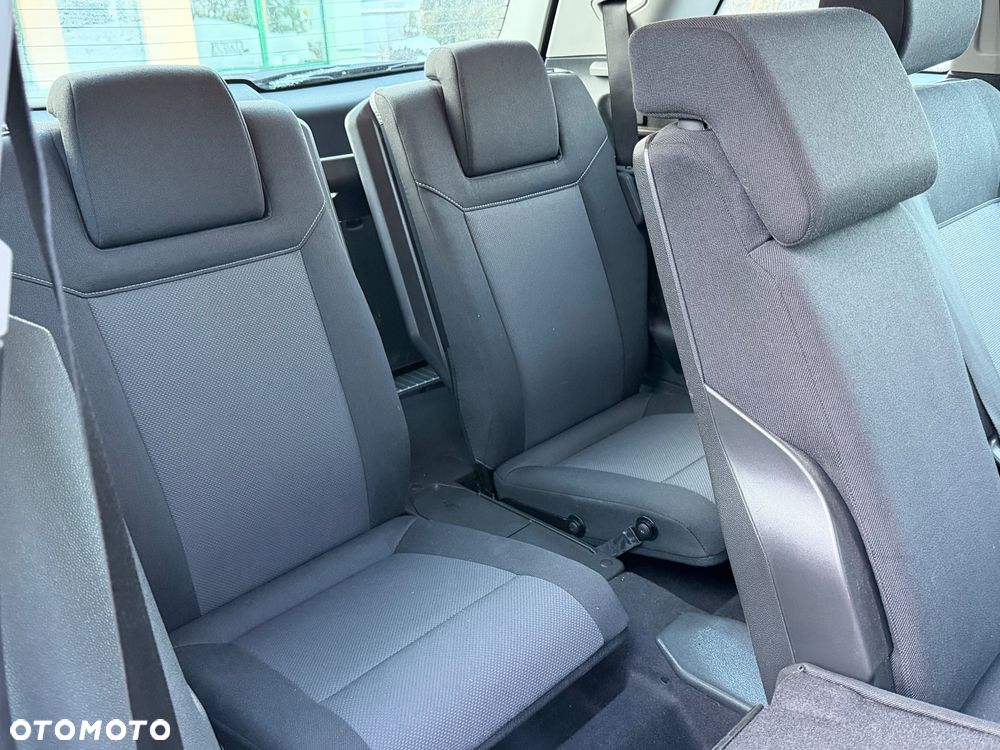 Opel Zafira - 25