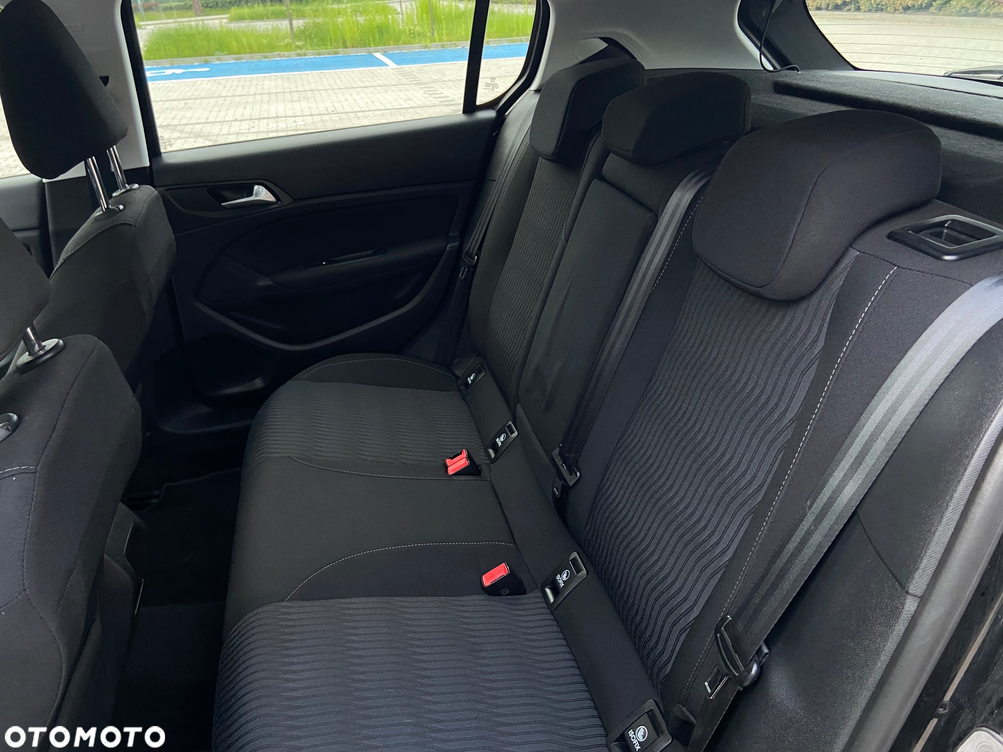 Peugeot 308 1.6 BlueHDi Allure S&S - 17