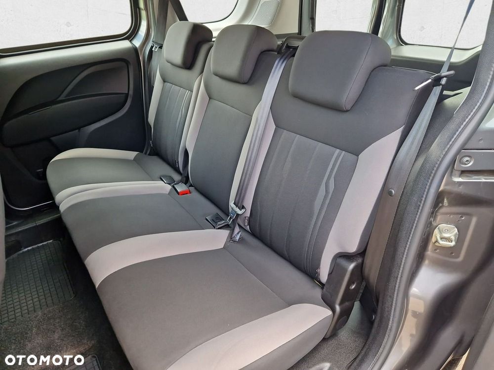 Fiat Doblo - 22