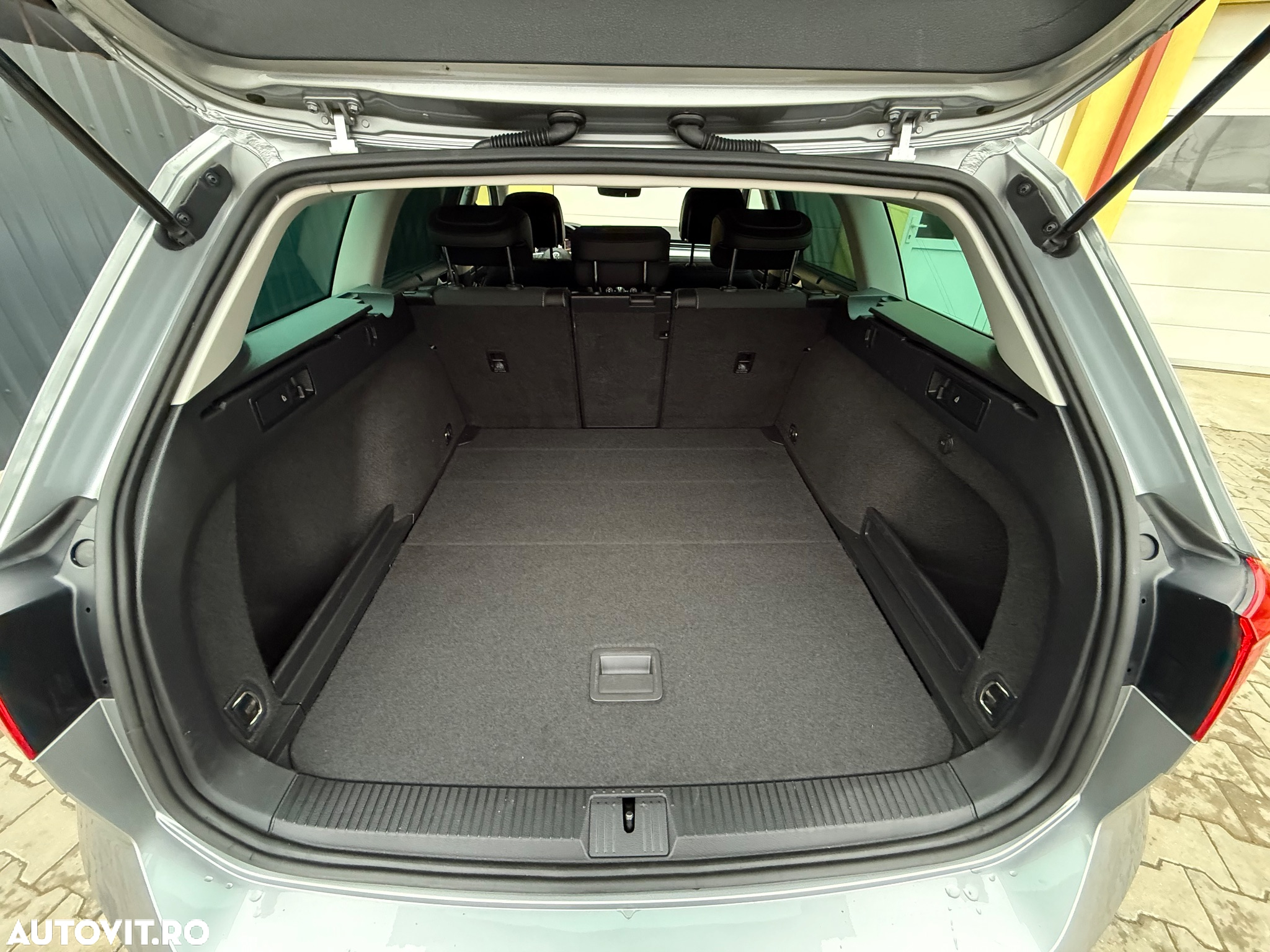 Volkswagen Passat Alltrack 2.0 TDI SCR 4Motion DSG - 27