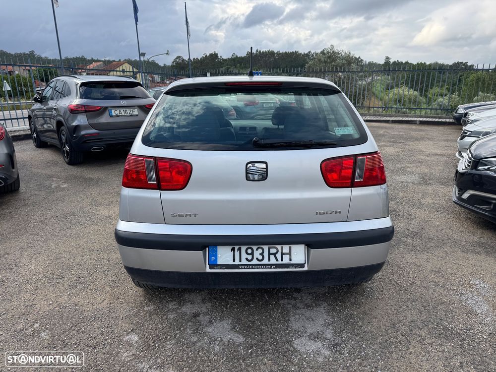 SEAT Ibiza 1.4 Passion - 5