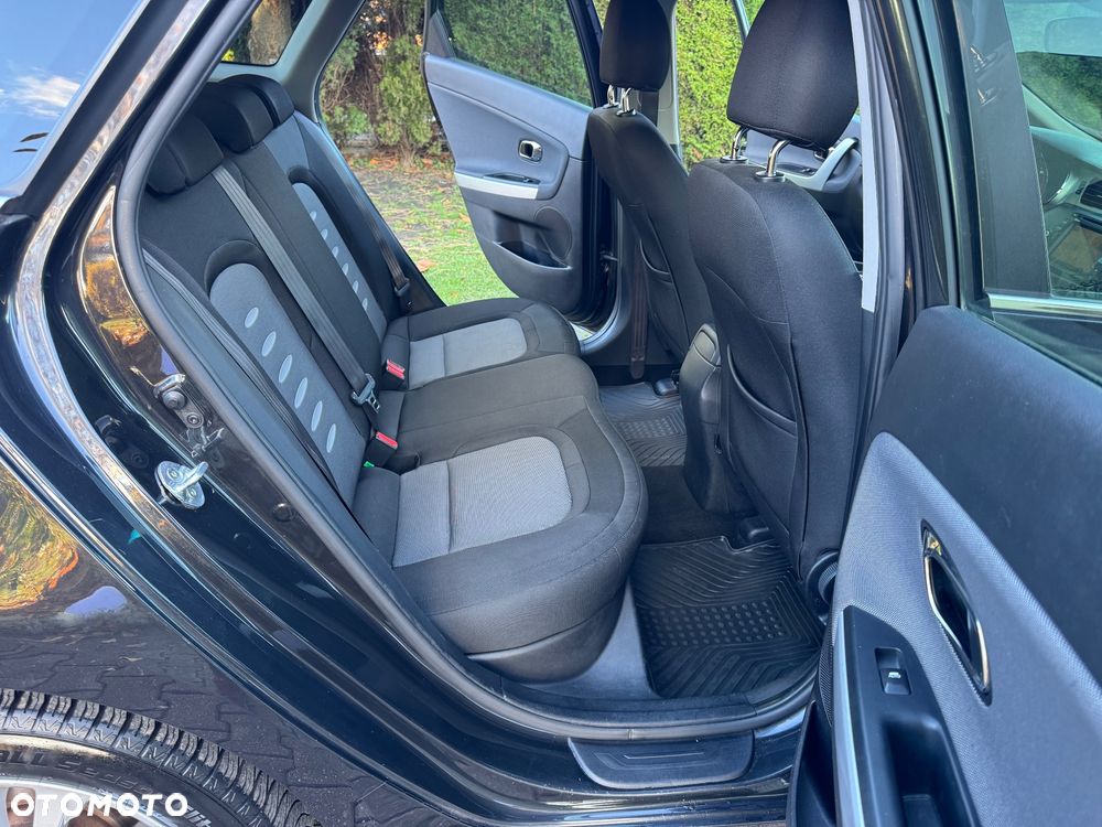 Kia Ceed 1.4 CVVT SW Fifa World Cup Edition - 24