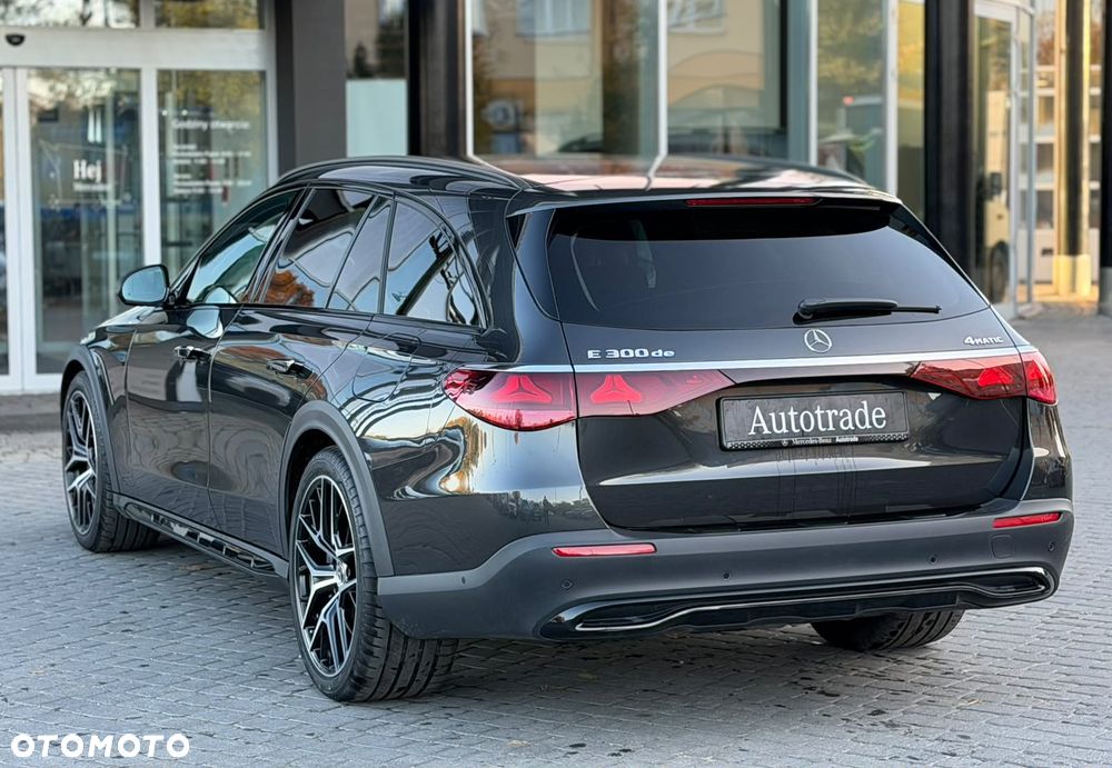 Mercedes-Benz Klasa E 300 de PHEV 4-Matic All-Terrain Avantgarde 9G-Tronic - 6