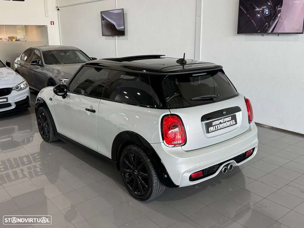 MINI 3 Portas Cooper SD Auto - 10
