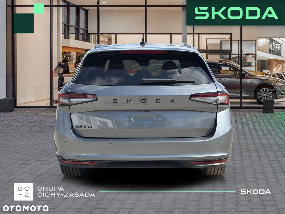 Skoda Superb 2.0 TSI Sportline DSG - 4