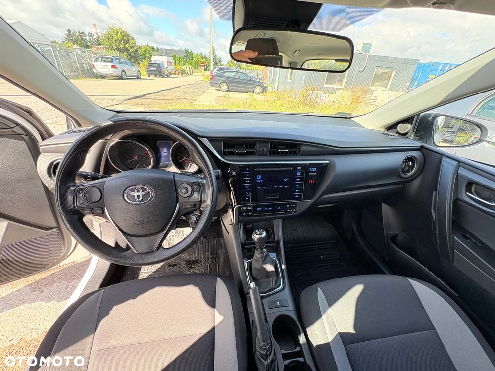 Toyota Auris 1.4 D-4D Active - 7
