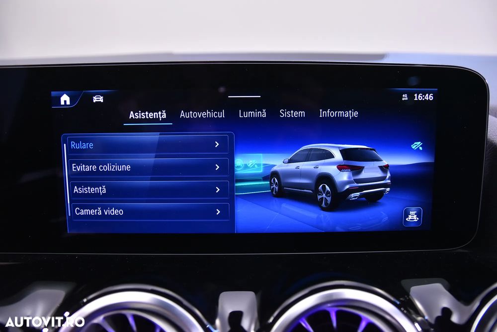 Mercedes-Benz GLA - 22