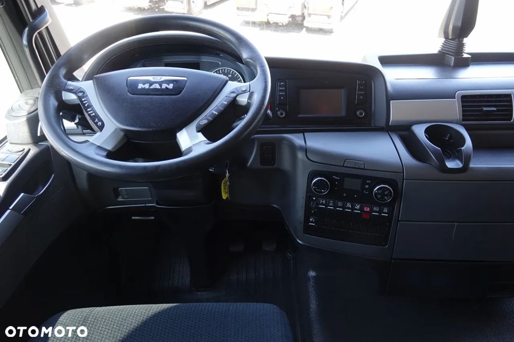 MAN TGX 18.440 / 2017 / OPONY 100 % / EURO 6 / - 28