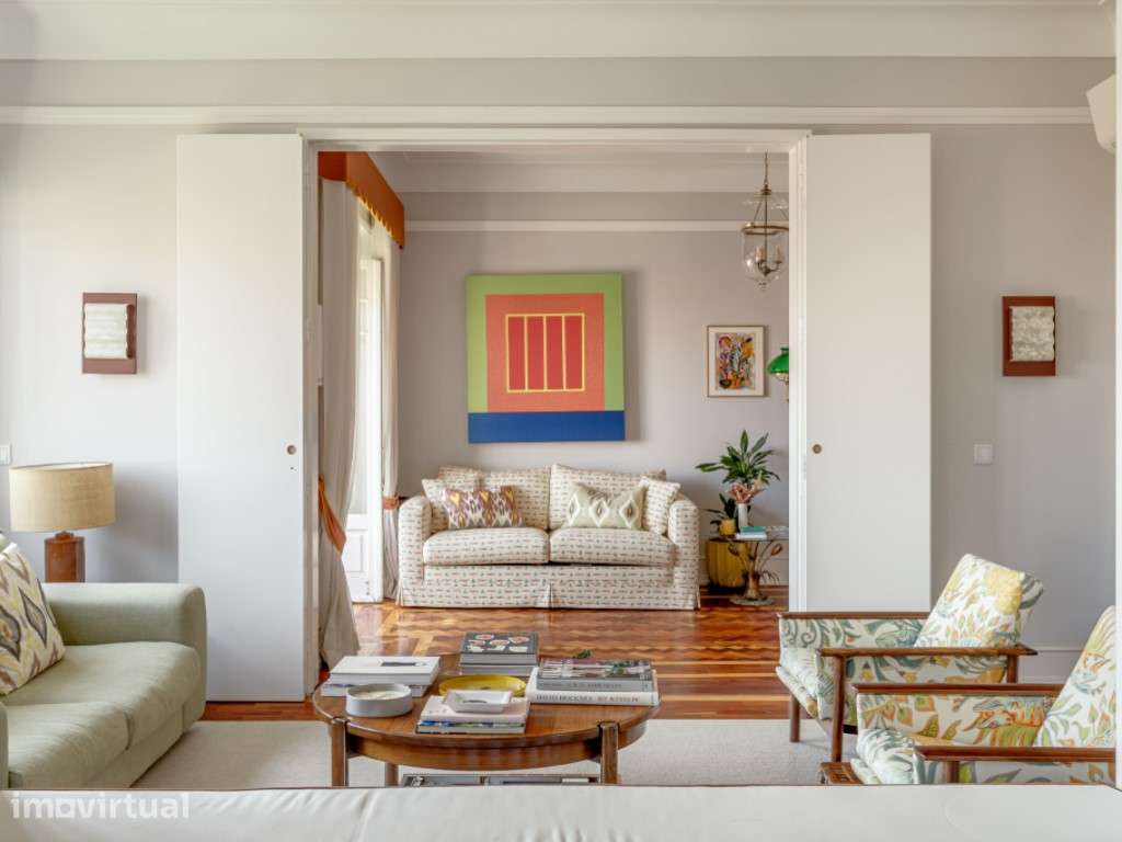 Apartamento T3 com carácter e charme entre o Parque Eduardo VII e a... - Grande imagem: 2/21