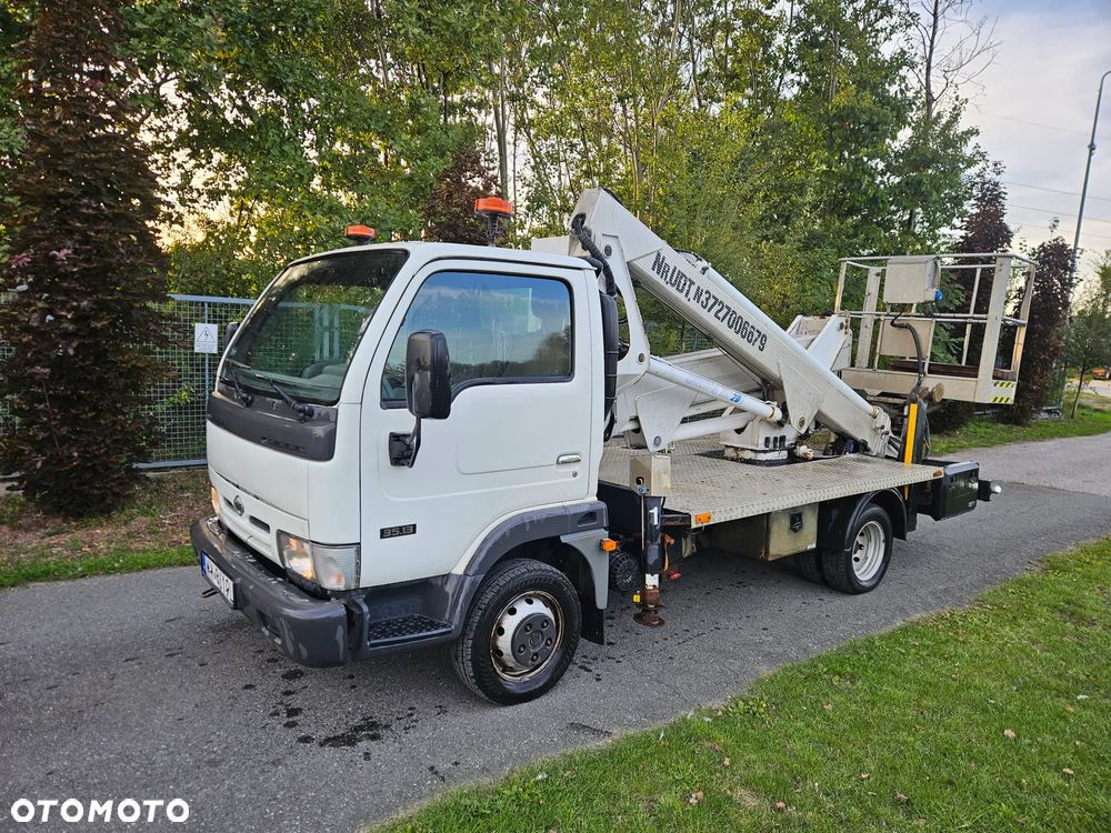 Nissan Cabstar - 2