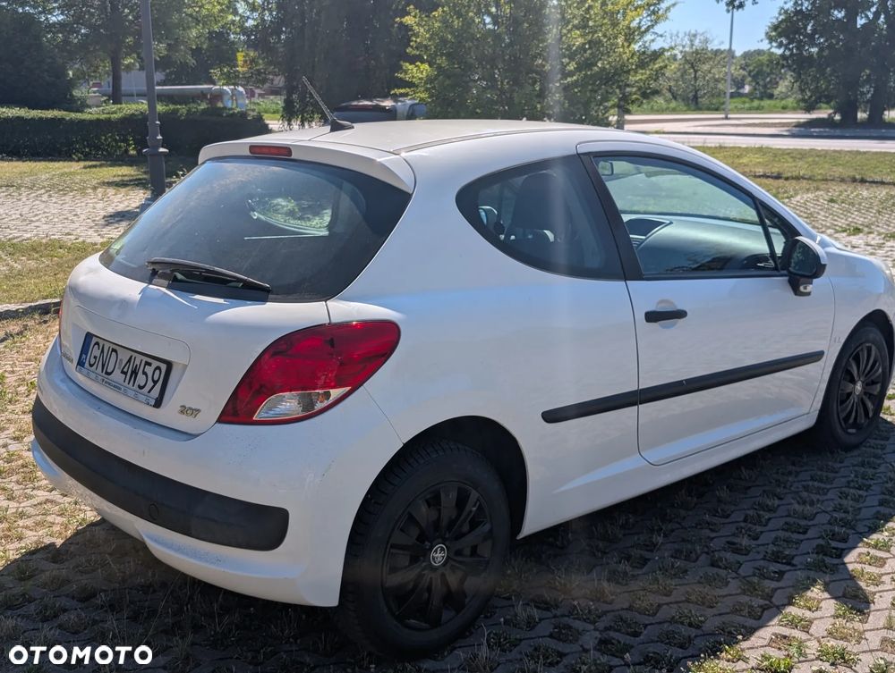 Peugeot 207 1.4 HDi Trendy - 10