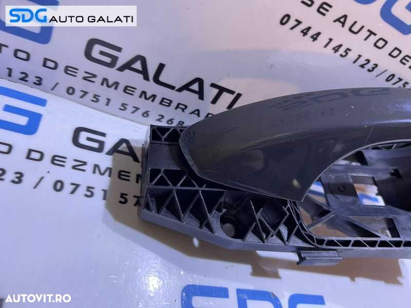 Maner Exterior cu Suport Interior Usa Portiera Dreapta Fata VW Golf 7 2013 - 2017 Cod 5N0837885H 5G0837206 - 3