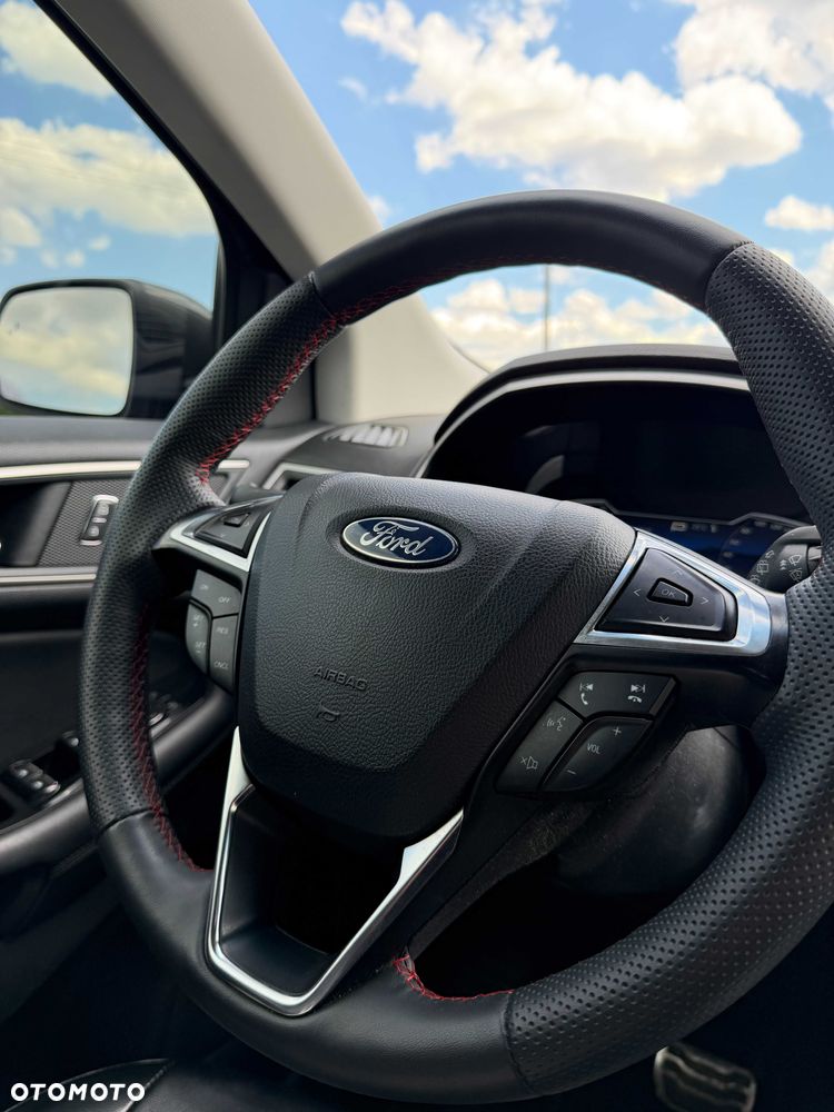 Ford Edge - 6