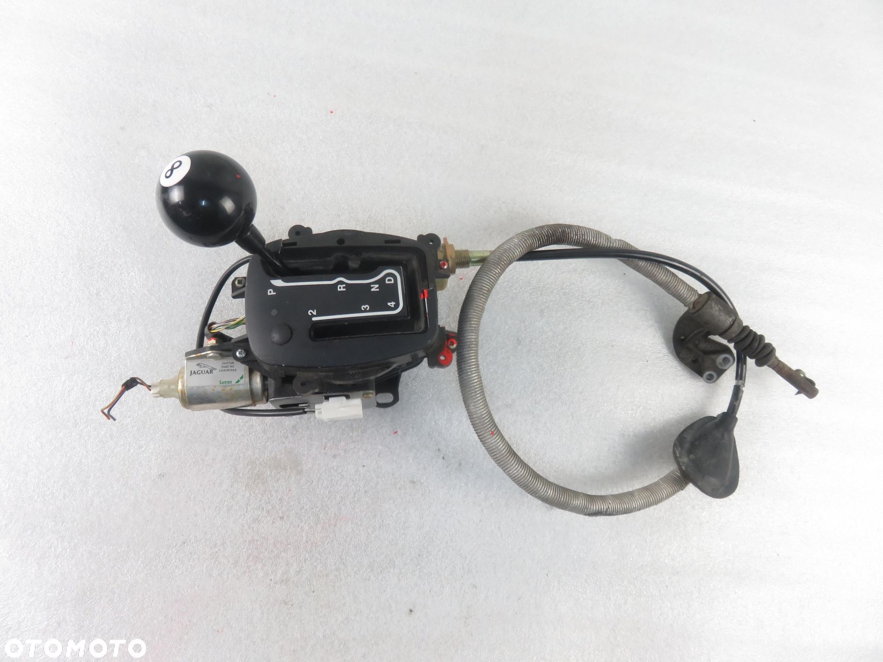 LEWAREK JAGUAR XJ (X308) 3.2 V8 237 - AJ32 LNA5850AA - 1