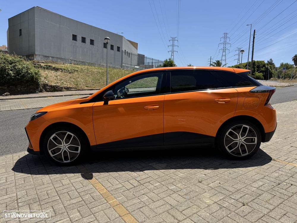 MG MG4 64 kWh Luxury - 3