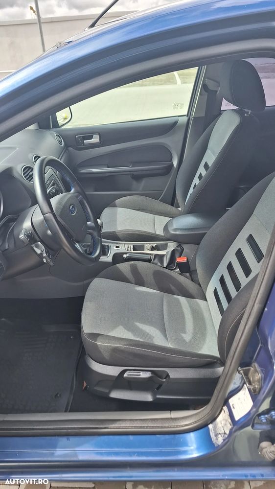 Ford Focus 1.6 TDCI DPF Trend - 6