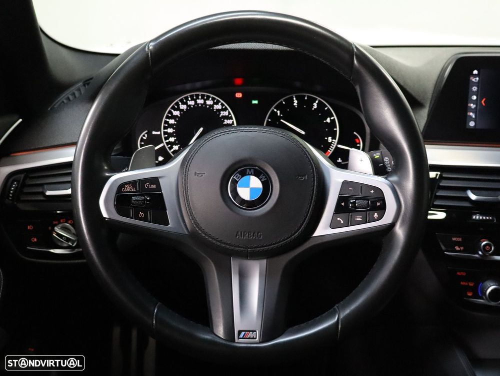 BMW 520 d Pack M Auto - 9