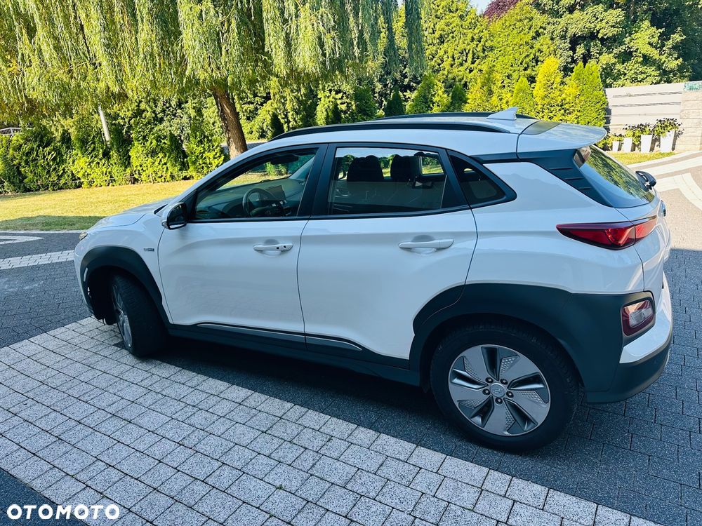 Hyundai Kona - 3