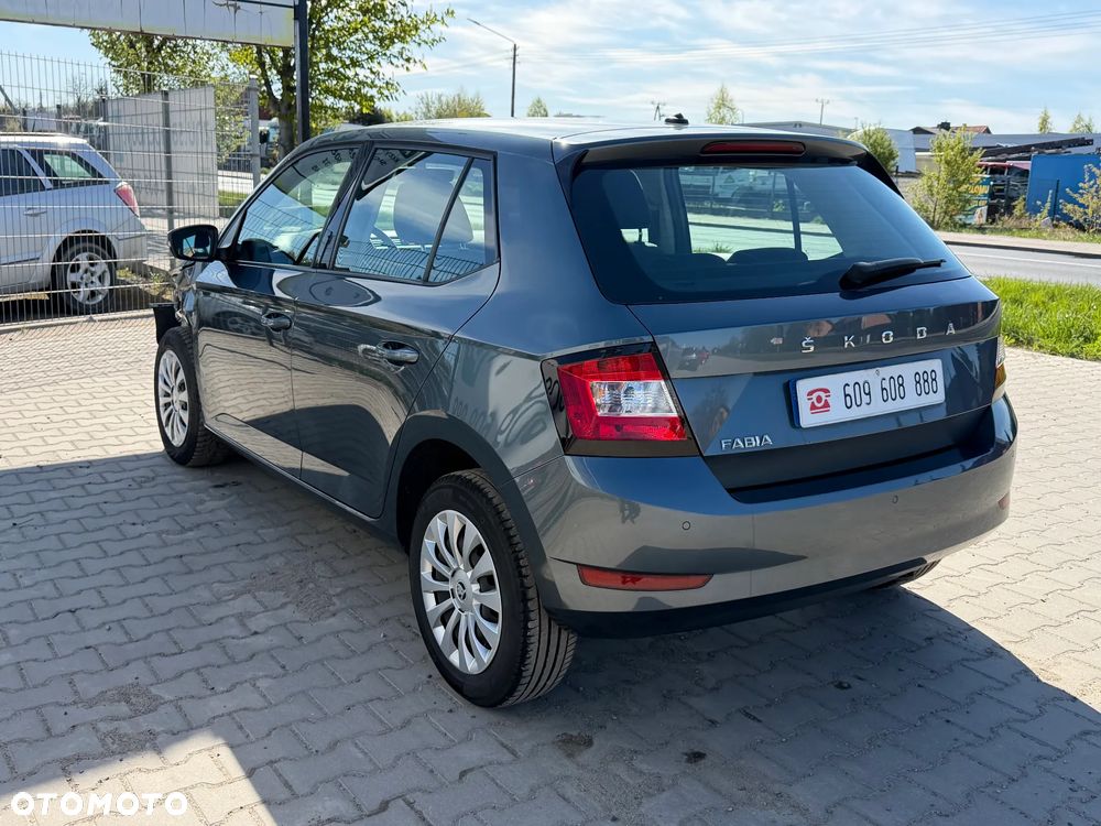 Skoda Fabia 1.0 MPI Edition - 6