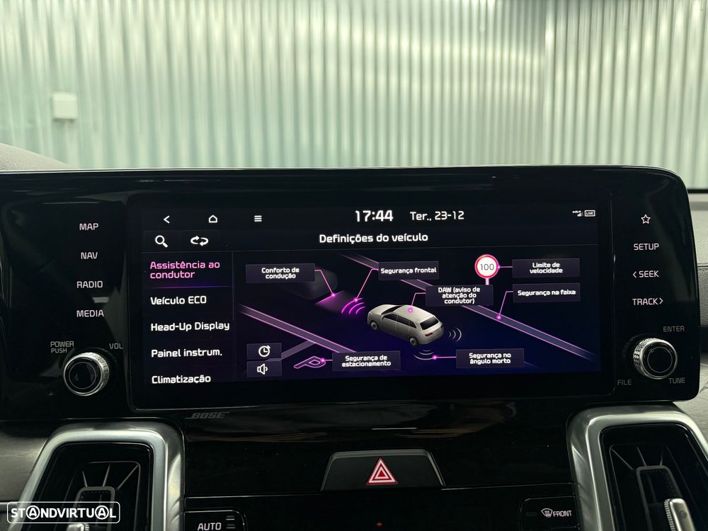 Kia Sorento 1.6 T-GDI HEV Concept - 11