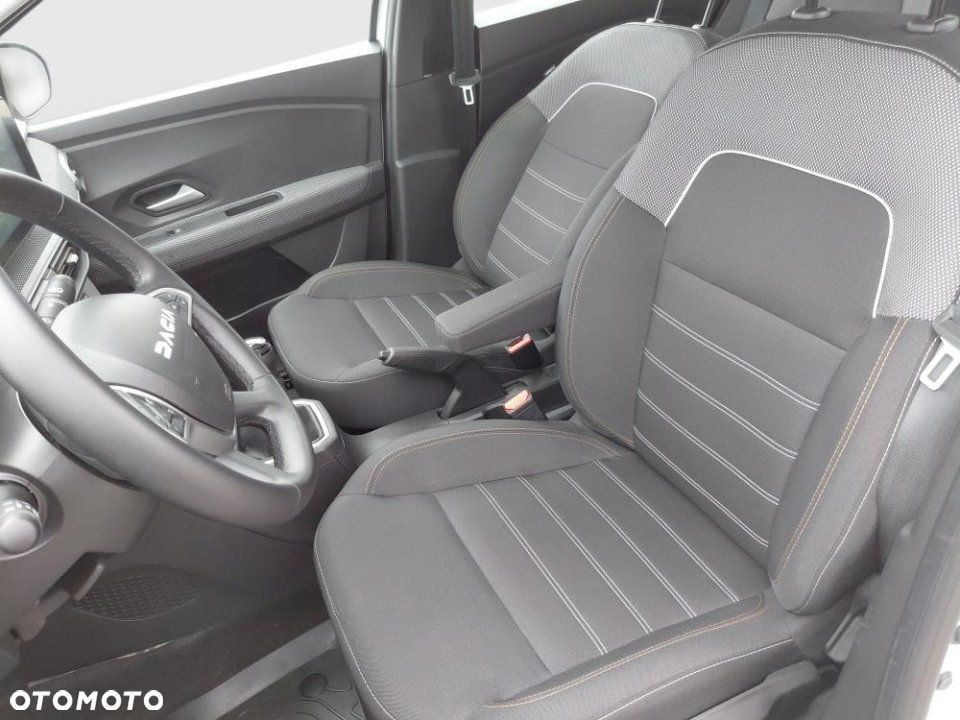 Dacia Sandero Stepway - 10