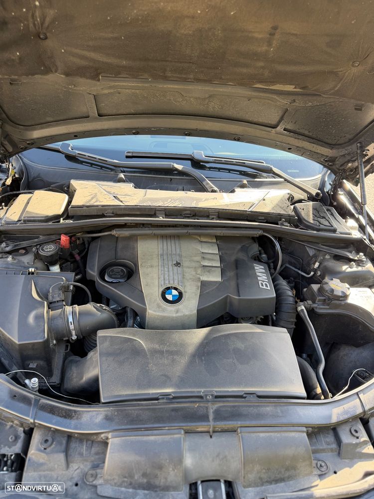 BMW 318 d Sport - 5