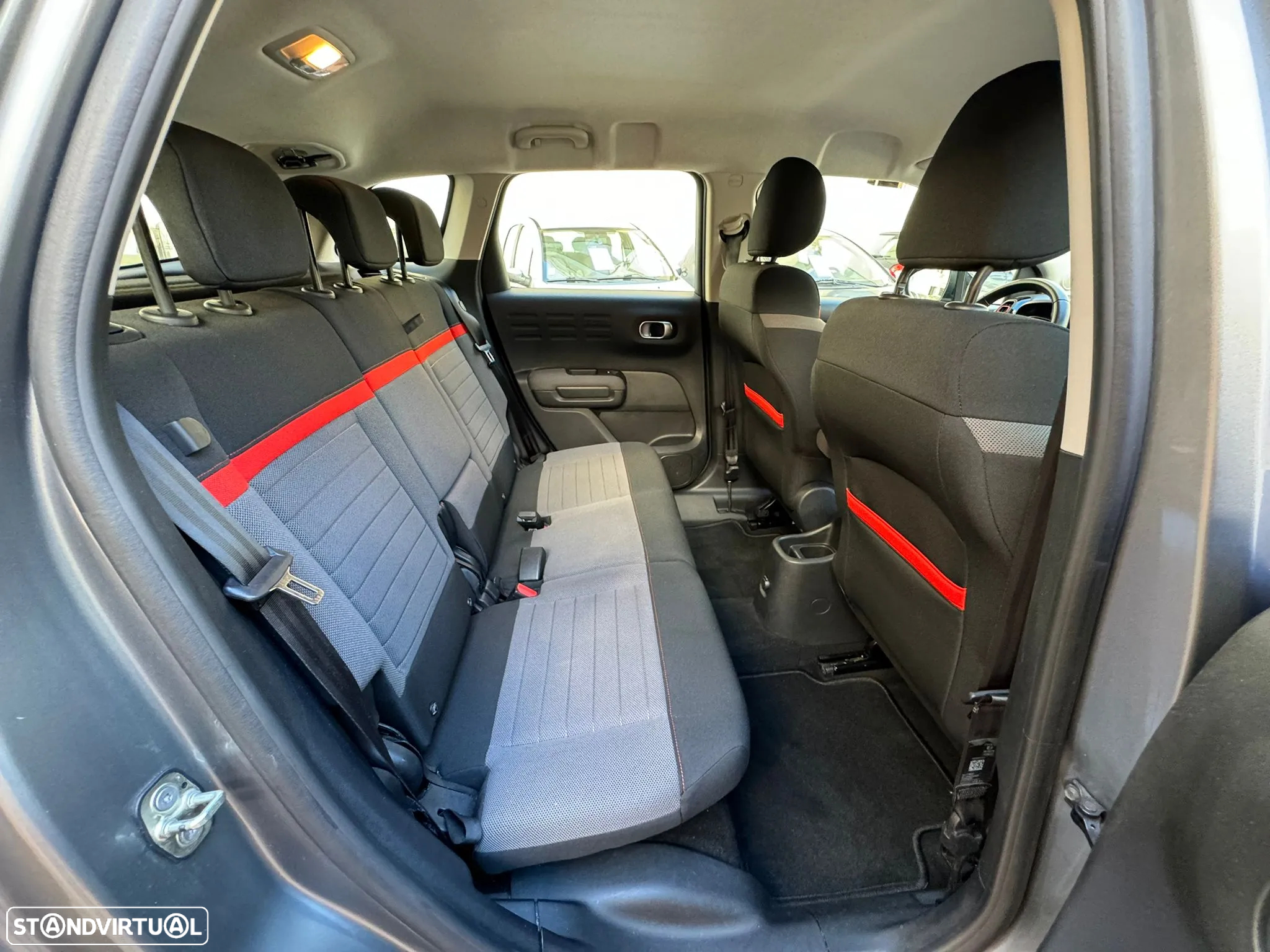 Citroën C3 Aircross 1.6 BlueHDi Feel - 14