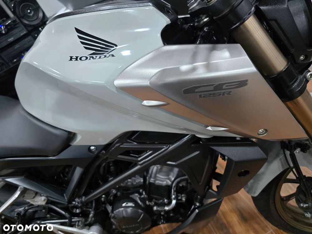 Honda CB - 18
