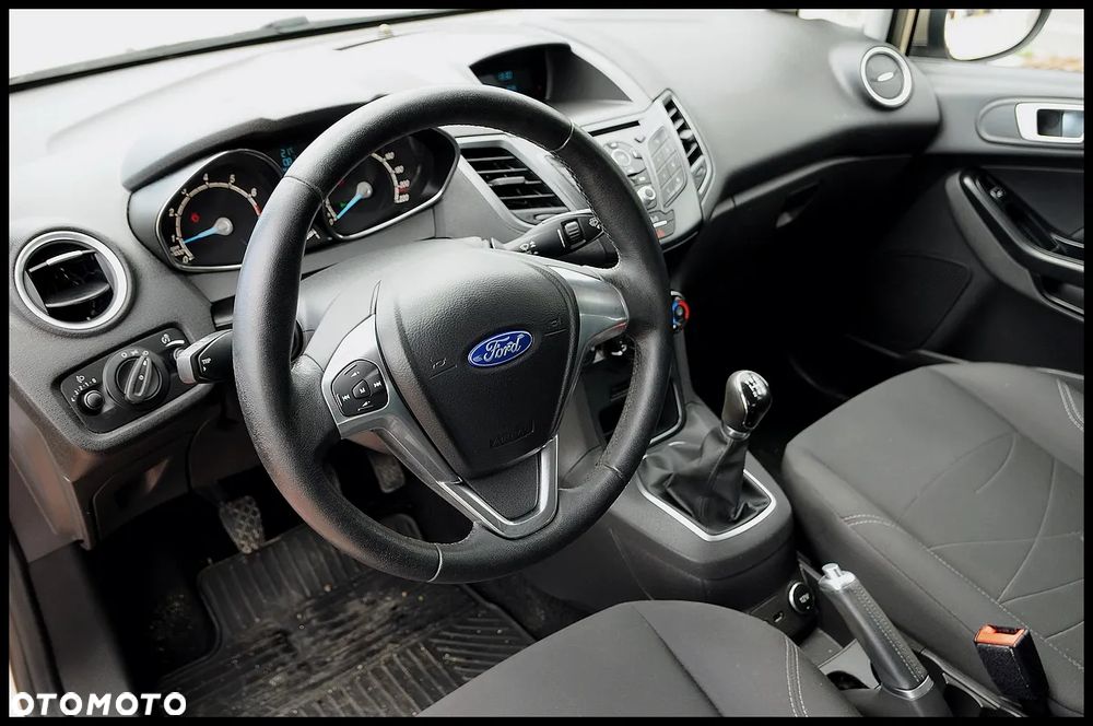 Ford Fiesta - 5