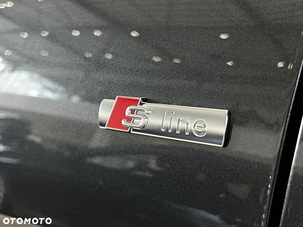 Audi Q8 TFSI e PHEV 360 kW Quattro Tiptronic - 10