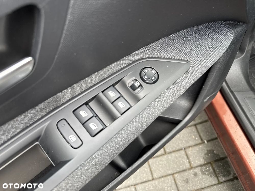 Peugeot 3008 1.2 PureTech GPF Allure S&S - 15