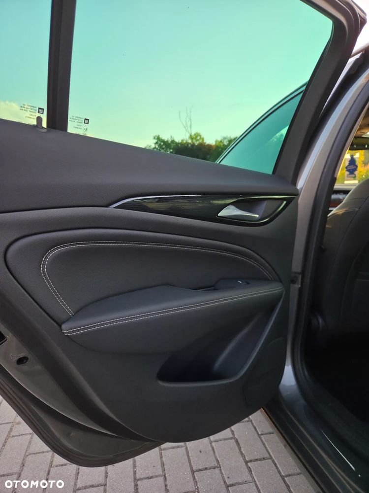 Opel Insignia Grand Sp 1.5 ECOTEC Direct InjectionTurbo Business Innovation - 30