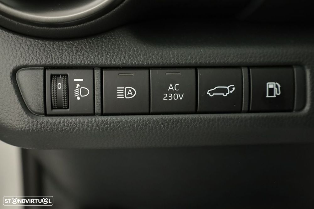 Toyota C-HR 2.0 HDF Plug-in Square Collection - 19