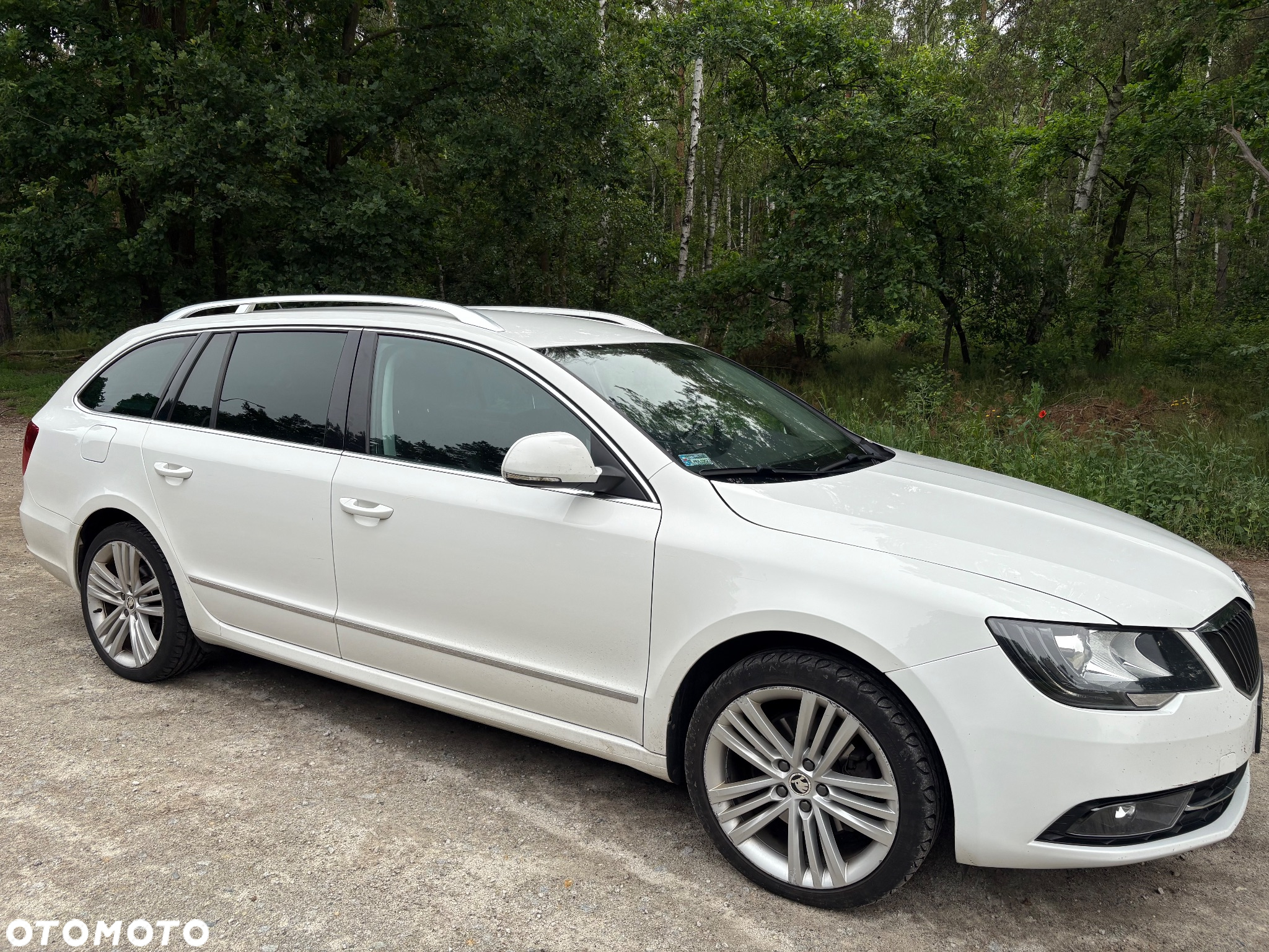 Skoda Superb 2.0 TDI DSG Elegance - 2