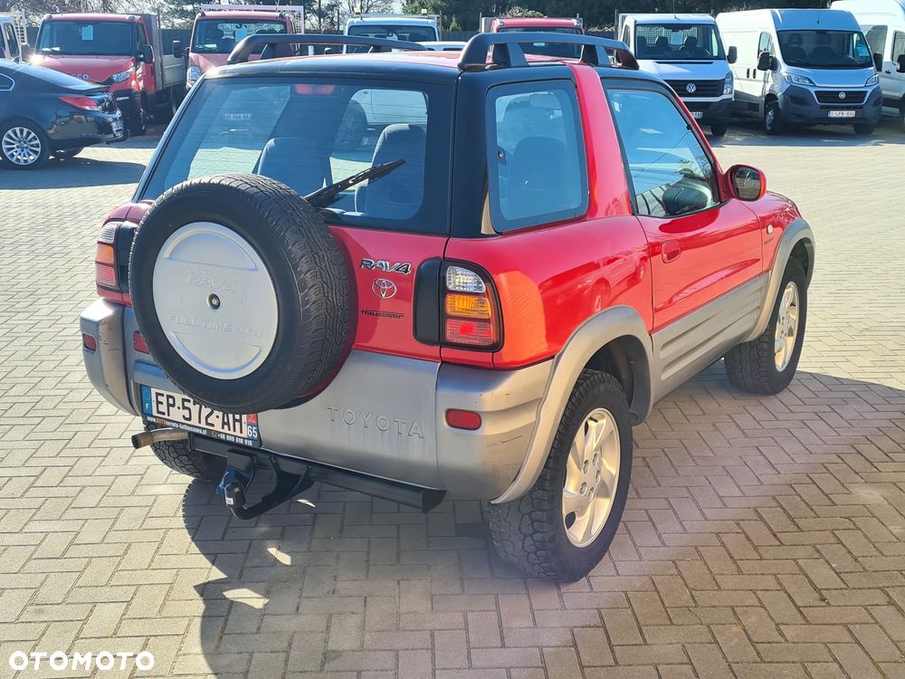 Toyota RAV4 - 30