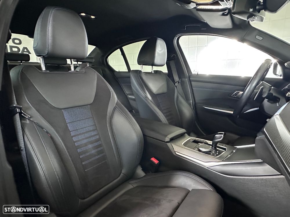 BMW 330 e Pack M Auto - 19