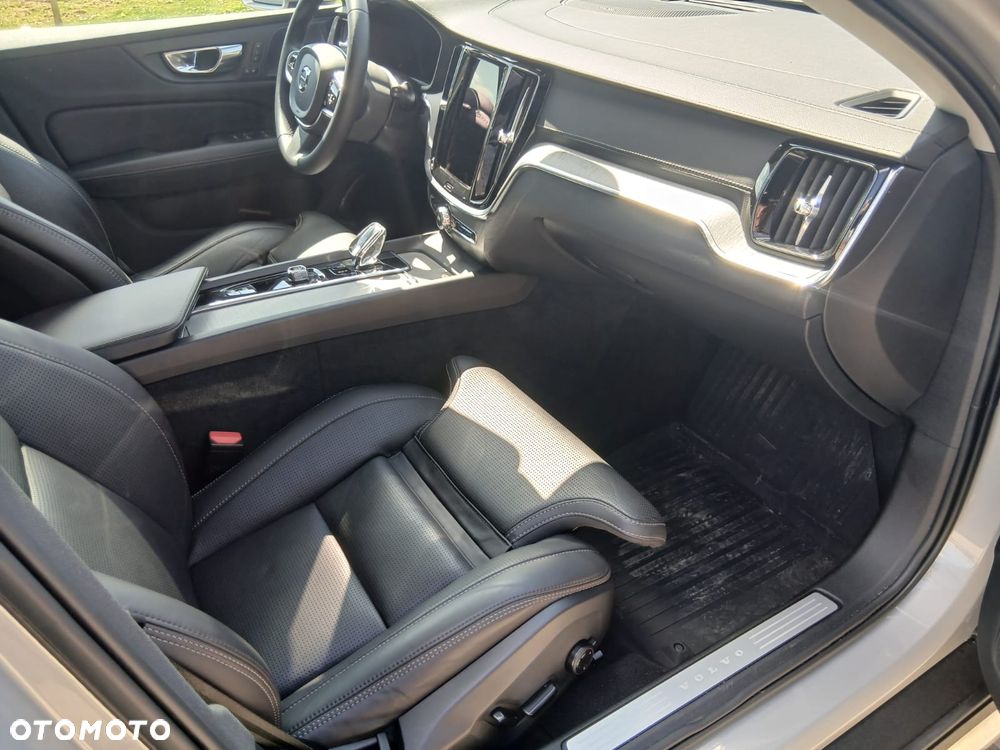 Volvo V60 T5 AWD Inscription - 9